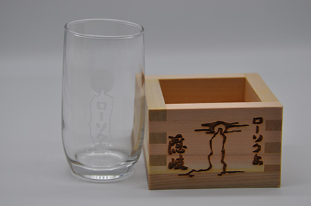 写真2：ローソク島一合枡・グラス（一面彫）2個セット